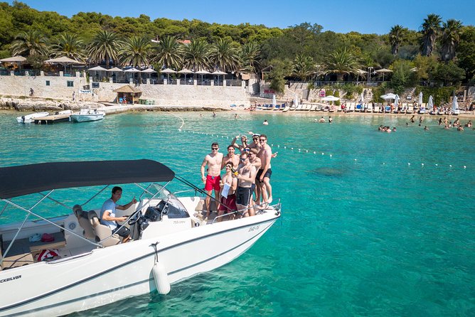 Full-Day Private Hvar, Brac and Pakleni Islands Boat Tour from Split - The boat, skipper, and comfort question