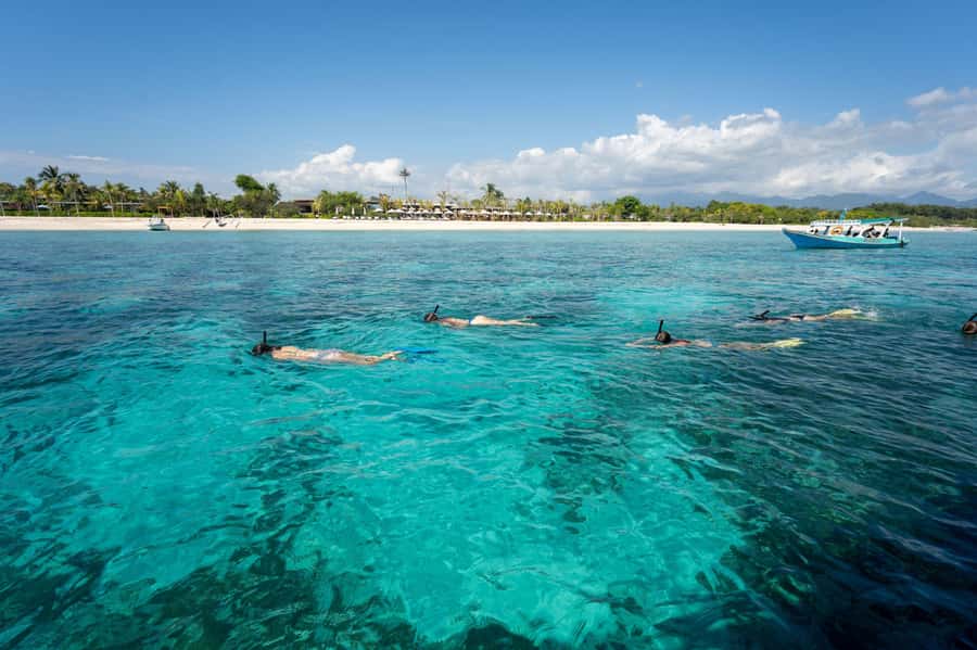 Gili Islands: Private or Shared Snorkeling Boat Trip - The Nest statues near Gili Meno