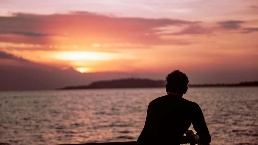 Gili Trawangan: 3-Gili Islands Snorkel Sunset Cruise w/ BBQ - Gili Meno’s statues and turtle stop