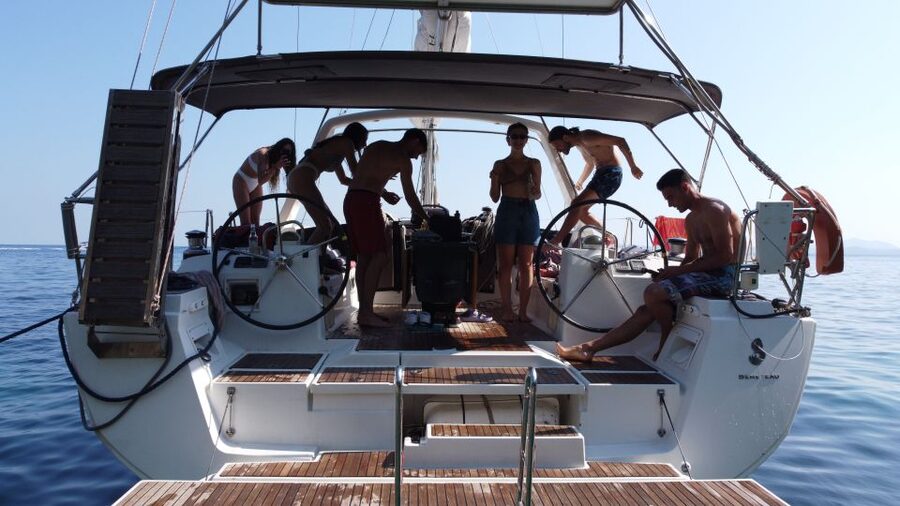 Gouvia: Corfu Island Sailing Trip with Snack and Soft Drinks - Who should book this outing