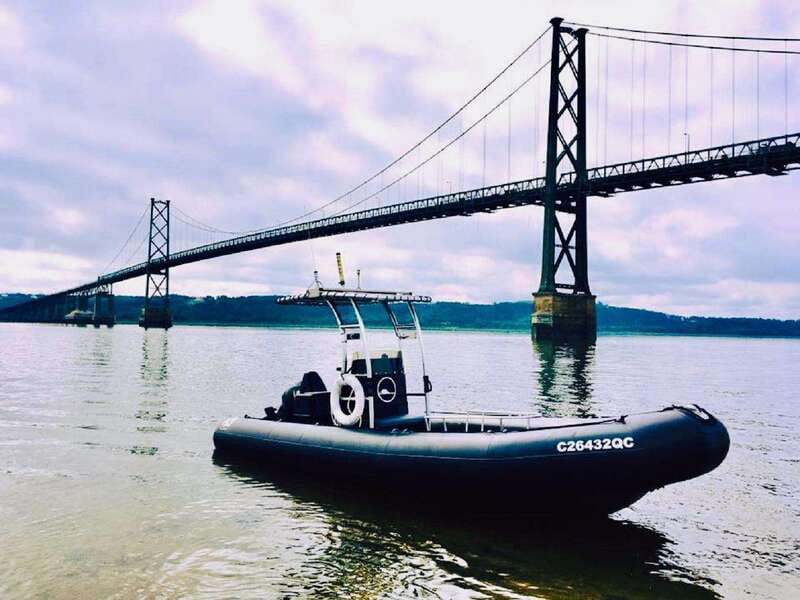 Guided cruise to discover Orleans Island and Quebec City - The approach to Montmorency Falls