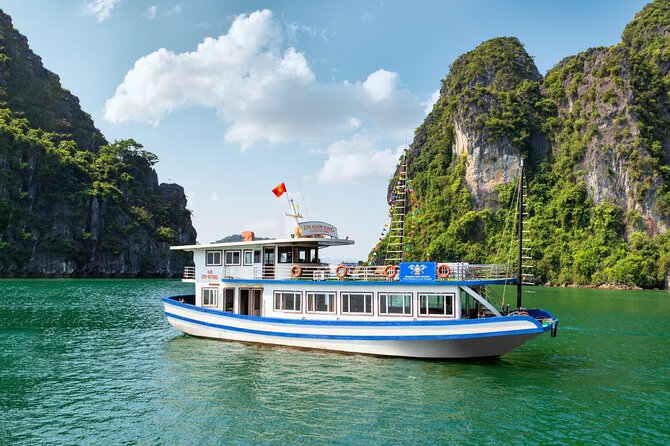 Ha Long Bay Cruise Day Tour with lunch, kayaking, surprise cave & titop island - Why this Ha Long Bay day trip works
