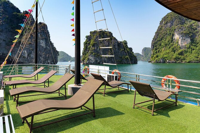 Ha Long Bay Cruise Day Tour with lunch, kayaking, surprise cave & titop island - Boarding at noon and settling in for lunch