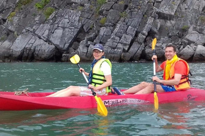 Halong Bay and Lan Ha Bay from Cat Ba Island: Cruise and Kayak Tour - Cruising from Cat Ba toward Lan Ha Bay