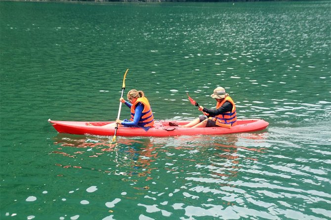 Halong bay Deluxe Cruise 2D/1N: Kayaking, swimming, Titop island & surprise cave - Sung Sot Cave, Halong Bay’s big cave visit