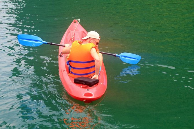 Halong bay Deluxe Cruise 2D/1N: Kayaking, swimming, Titop island & surprise cave - Sunset, spring rolls, and an evening onboard