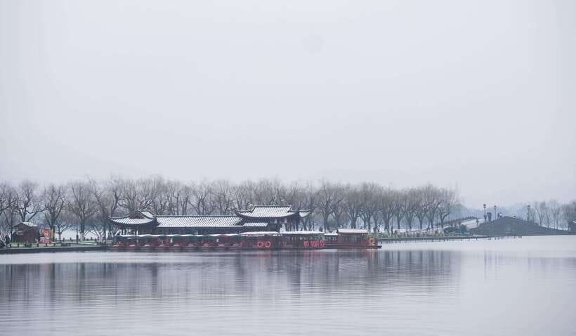 Hangzhou:Luxury West Lake Cruise+Santan Yinyue Island Ticket - Key points to know before booking