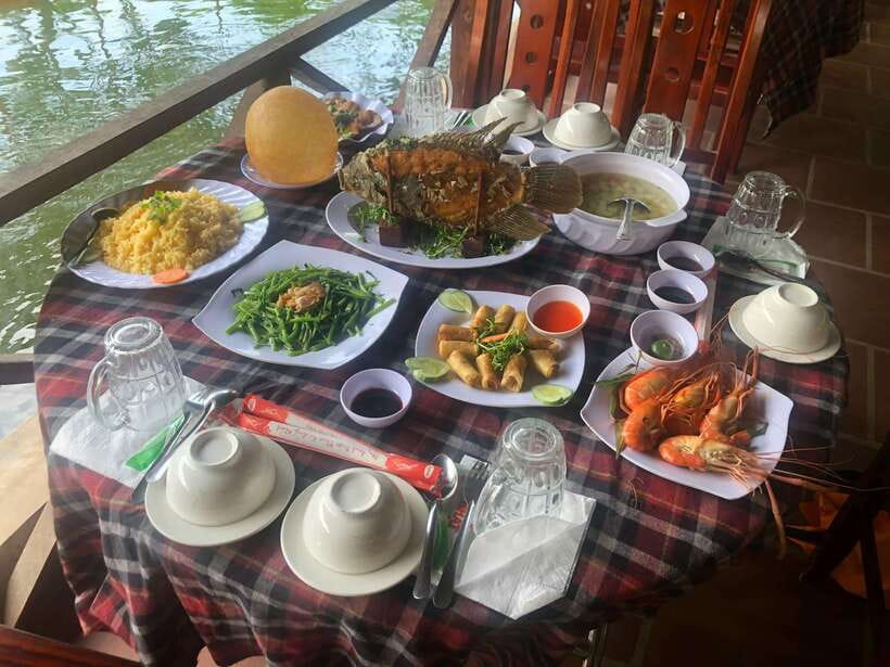 HCM: Mekong Delta Islands Boat & Tuk-Tuk Tour with Tastings - The canal rowboat is the quiet highlight