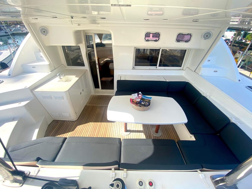 Heraklion: Catamaran Sailing to Dia island - How much value you get for $141