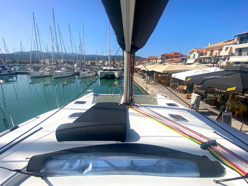 Heraklion: Catamaran Sailing to Dia island - Swimming, snorkeling, SUP, and fishing from the catamaran