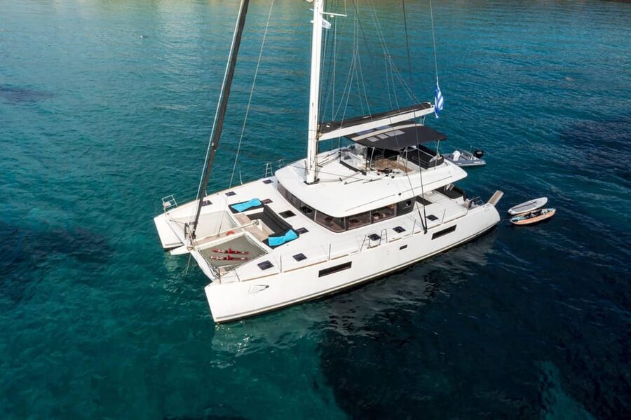 Heraklion: Dia Island Luxury Catamaran Cruise with Meal - Who will get the most from this cruise