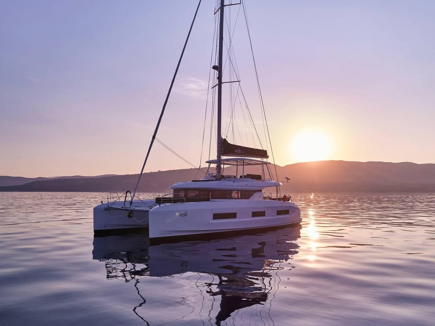 Heraklion: Dia Island Luxury Catamaran Cruise with Meal - Why the Lagoon 450F makes a difference