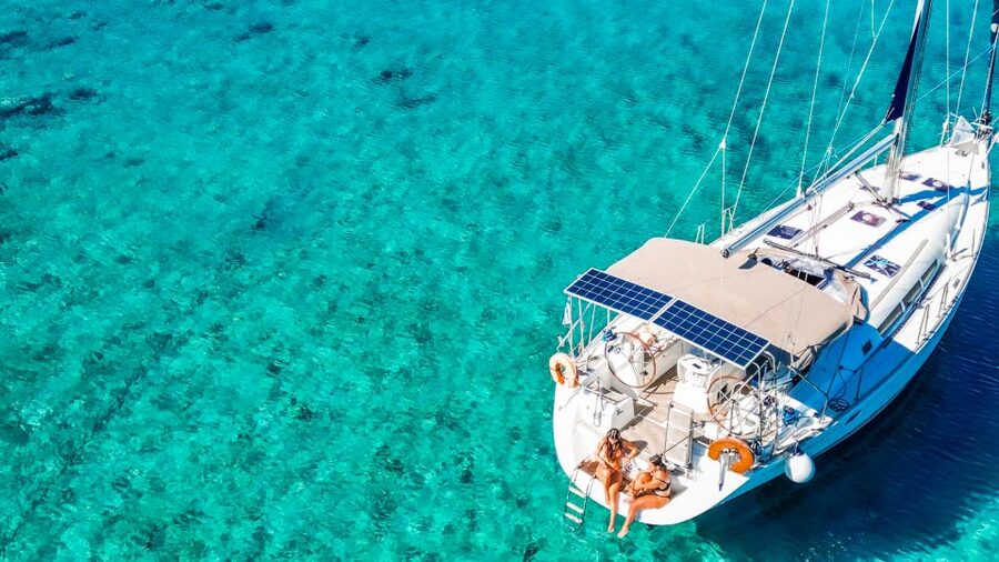 Heraklion: Dia Island Sailboat Cruise with Swimming and Meal - A Mediterranean meal served at anchor