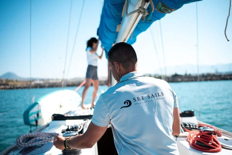 Heraklion: Dia Island Sunset Boat Tour with Dinner - Setting sail from Heraklion Port