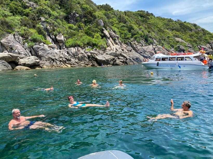 Hoi An/ Da Nang: Snorkeling Cham Island By Speedboat - Who should book this Cham Island trip?