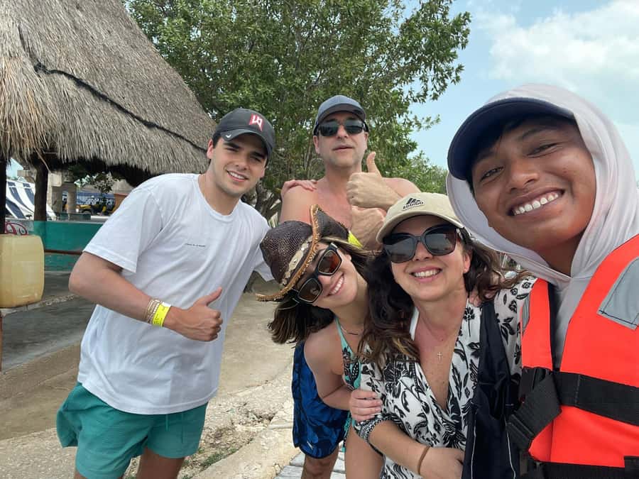 Holbox: Punta Mosquitos, Yalahau, & Pasión Island Boat Tour - Punta Mosquitos is the strongest stop for wildlife