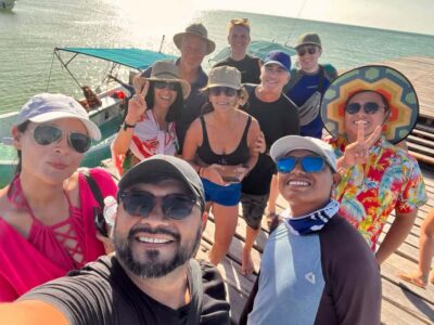 Holbox: Punta Mosquitos, Yalahau, & Pasión Island Boat Tour