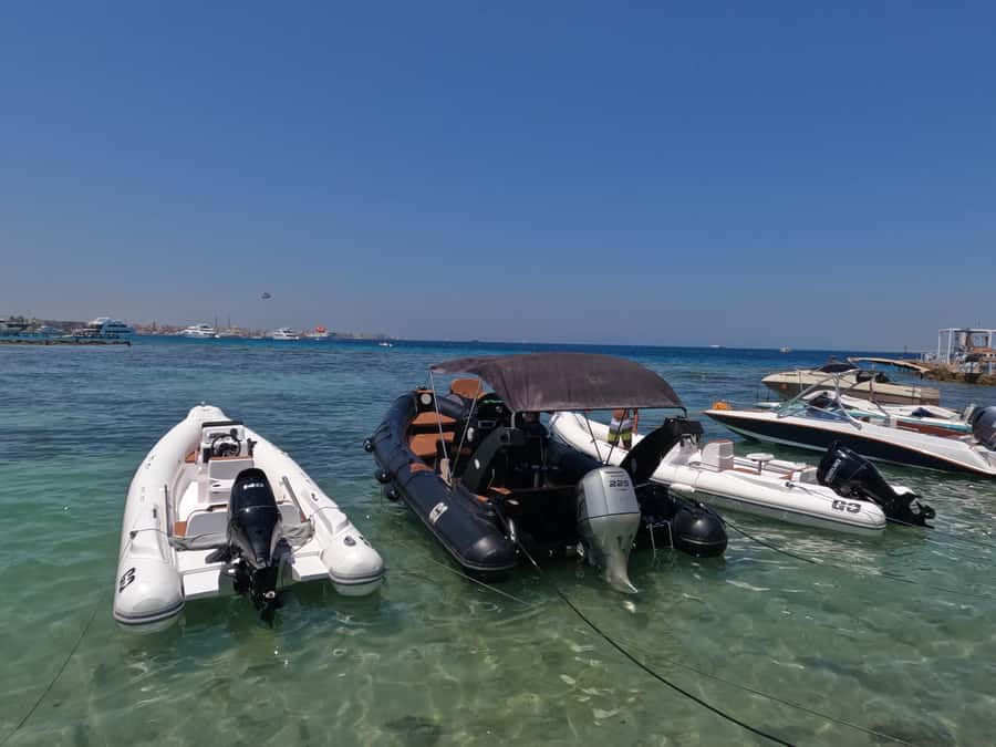 Hurghada: 4 Island Hopping Tour Dolphin, Snorkeling & Lunch - How the $53 price holds up