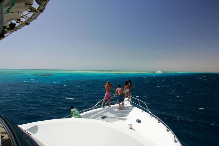 Hurghada: Cruise to Bianca Island Utopia w/ Transfer & Lunch - The 15:30 cruise back to Hurghada