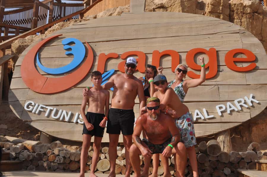 Hurghada: Elegance Yacht Cruise To Orange & Magawish island - The first reef stop
