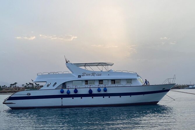 Hurghada: Luxury Cruise to Orange Bay & Hula Hula Island. - Snorkeling with a guide, fins, mask, and life jacket