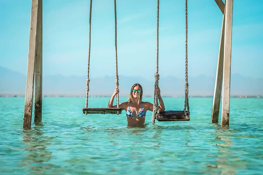 Hurghada: Orange Bay & Magawish Island Speedboat with Lunch - Guides, safety, and the overall mood