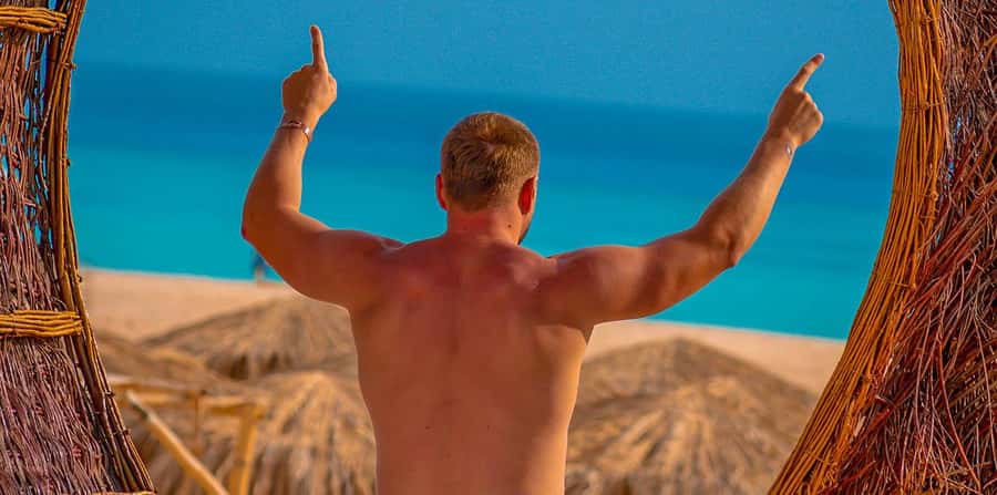 Hurghada: Paradise Island Yacht Cruise, Lunch & Snorkeling - Who should book this trip?