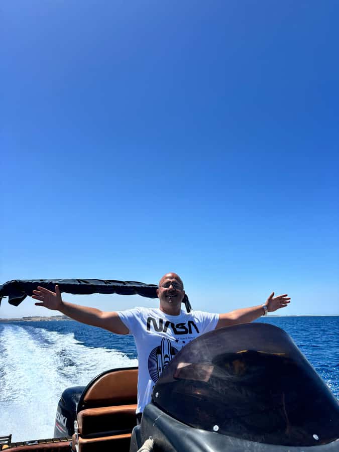 Hurghada: Private Sunset Cruise to Giftun island with Lunch - What the $195 private price really buys
