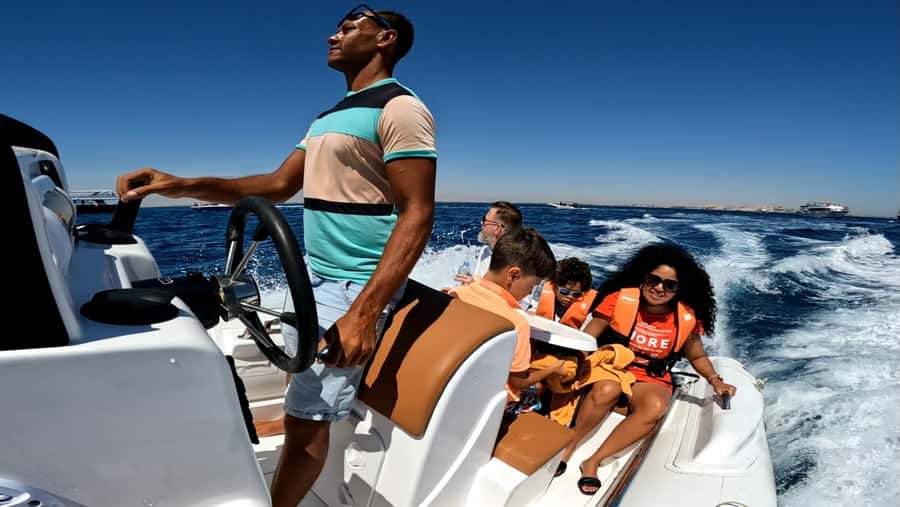 Hurghada: White Island Speedboat Tour, Snorkeling, & Lunch - Nemo Island and 1.5 hours of beach time
