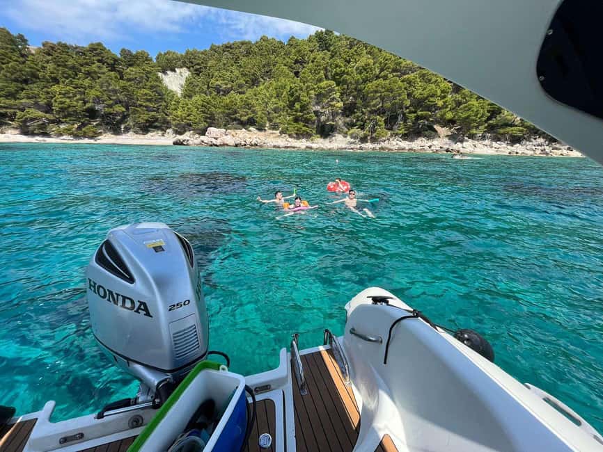 Hvar: Sunset and Pakleni Islands with a Speed Boat - Sunset near the Pakleni Islands