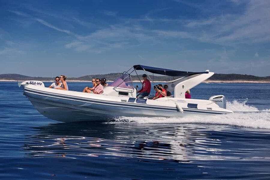 Hvar: Sunset and Pakleni Islands with a Speed Boat - Should you book the Pakleni Islands sunset speedboat?