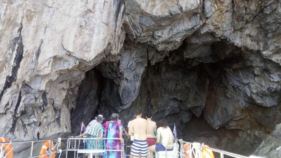 Hydra: Island Tour by Boat with Lunch - Zourvas Lighthouse and the Farther Edge of Hydra