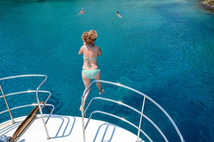 Hydra: Island Tour by Boat with Lunch - Agios Ioannikios, Cliffs, and a Choice for the Brave