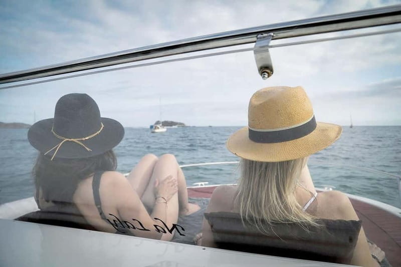 Ibiza: short "north of the island" tour from the sea in a private boat - Cala d’en Serra and its unfinished hotel
