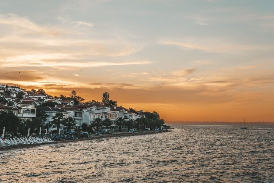 Istanbul: Princes' Islands Cruise w/Music, Lunch & Transfer - Key points to know before booking