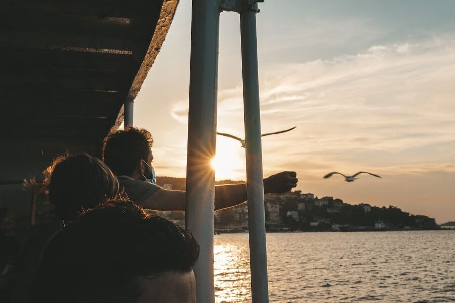 Istanbul: Princes' Islands Cruise w/Music, Lunch & Transfer - Kınalıada: a short introduction to island life