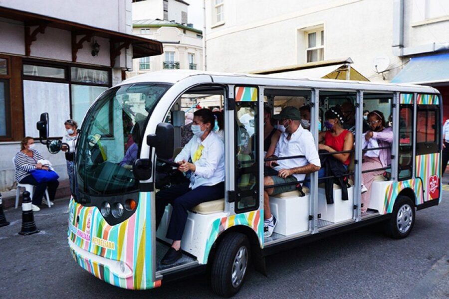 Istanbul: Round-Trip Ferry Tickets to the Princes' Islands - Walk, cycle, or climb to St. George Church
