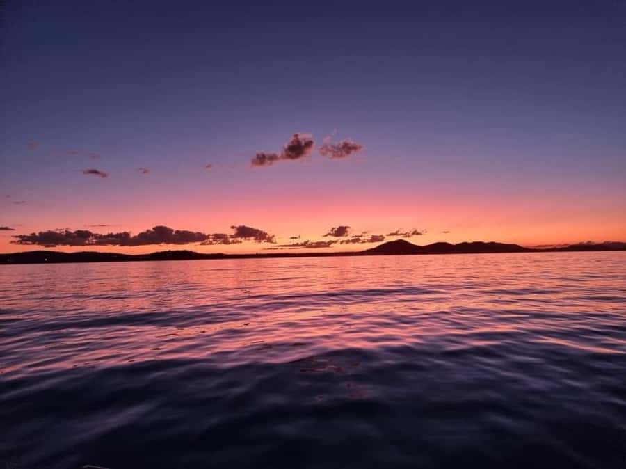 Keppel Islands: Sunset Cruise w/ Cheese Platter & Champagne - A Sunset Cruise Built Around Slowing Down