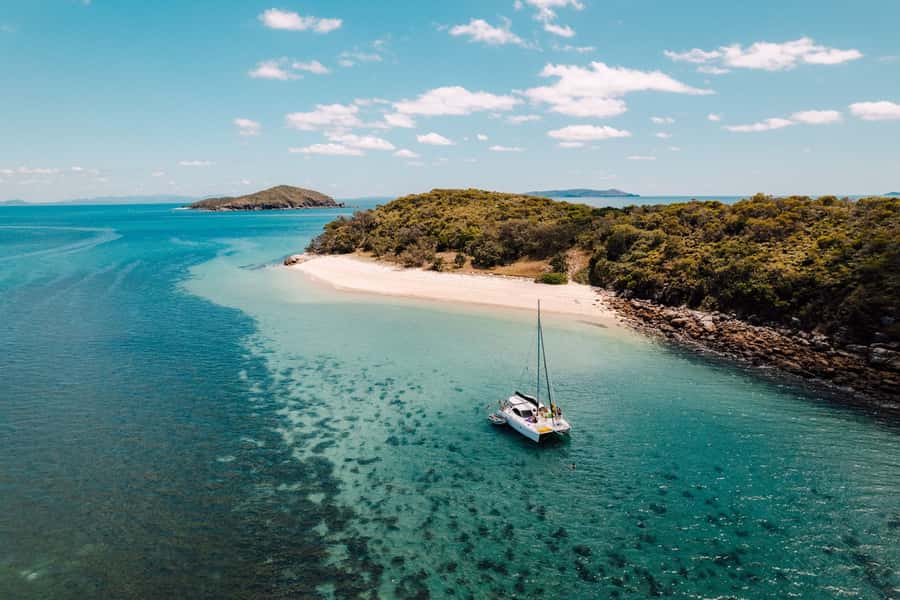 Keppel Islands: Sunset Cruise w/ Cheese Platter & Champagne - Watching the Capricorn Coast Change Color