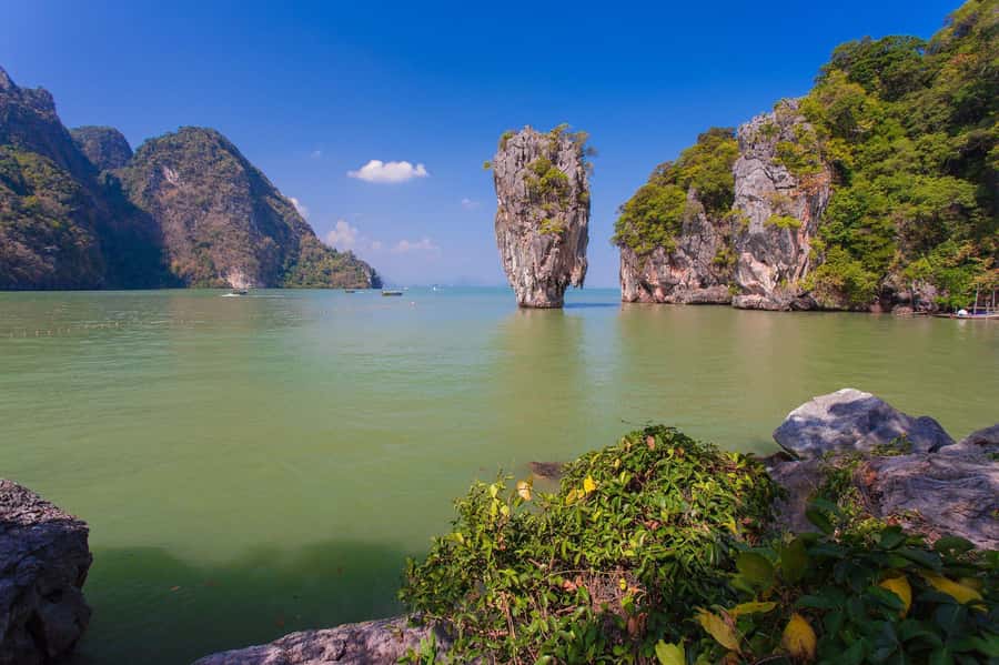 Khao Lak: James Bond and Khai Islands Day Trip by Speedboat - Lunch and a walk through Panyi village