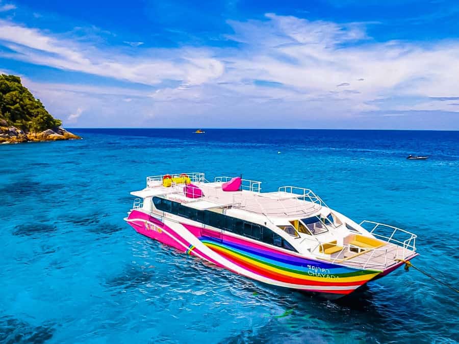 Khao Lak : Similan Islands Speed Catamaran Premium Morning - Koh 5 brings the first snorkeling stop