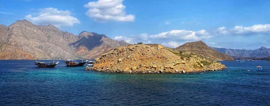 Khasab Musandam |Telegraph Island |Dhow Cruise | Dolphins - Key points before you book