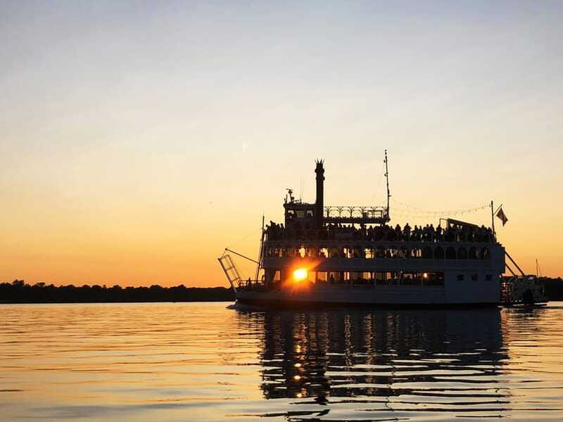 Kingston: Heart of the Thousand Islands Riverboat Cruise - Commentary that adds meaning to the scenery