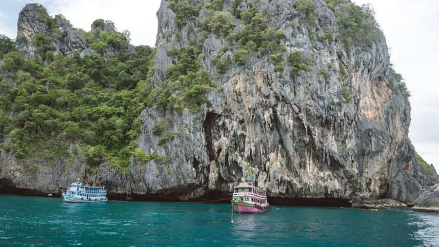 Ko Lanta: 4 Islands Tour By Private Longtail Boat with Lunch - What is included and what is not
