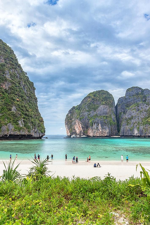 Ko Lanta: Maya Bay & Phi Phi Islands Full-Day Speedboat Trip - Maya Bay: famous for good reason
