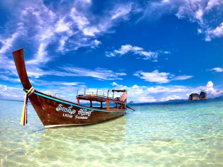 Ko Lanta: Private 4 Islands Tour by Longtail Boat - Ko Chueak brings the first clear-water snorkel