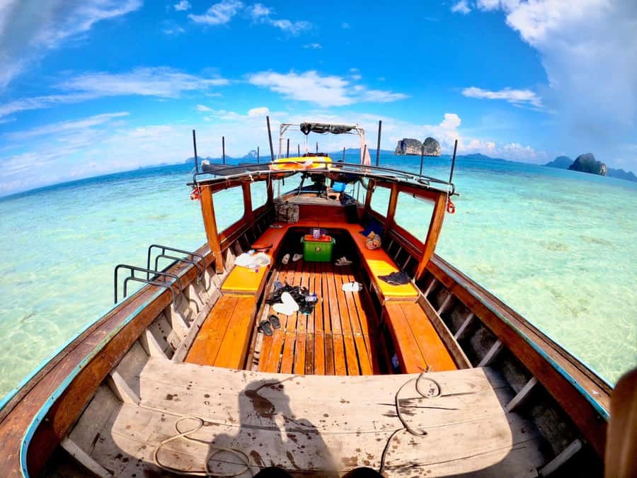 Ko Lanta: Private 4 Islands Tour by Longtail Boat - Koh Ma ends the day with one more swim