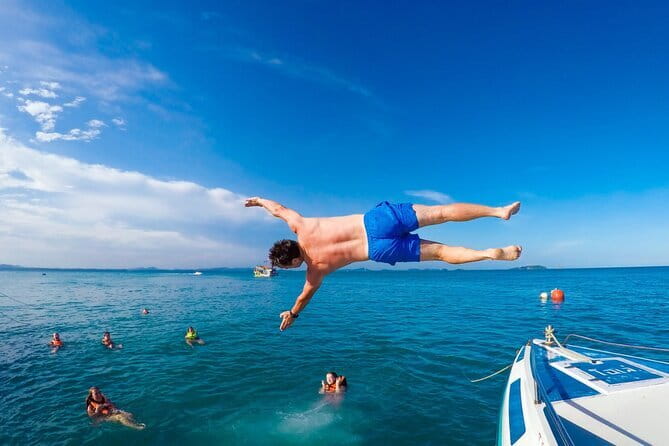 Ko Samet: 5 or 6 Islands Snorkeling Tour with Lunch Option - Koh Tham Tai Khao and the coral reefs
