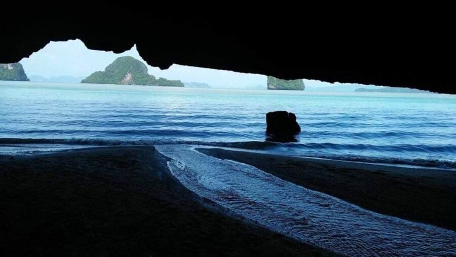 Ko Yao: Premium James Bond Island Trip by Speedboat & Canoe - The beach break and the day’s pace