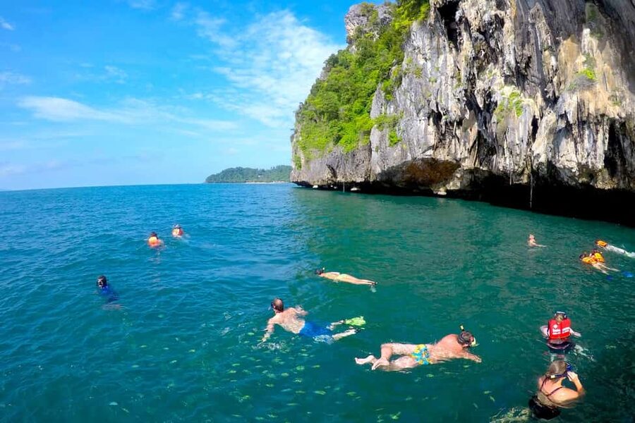 Koh Lanta: 4 Islands, Emerald Cave & Koh Kradan by Speedboat - What the $51 price really covers
